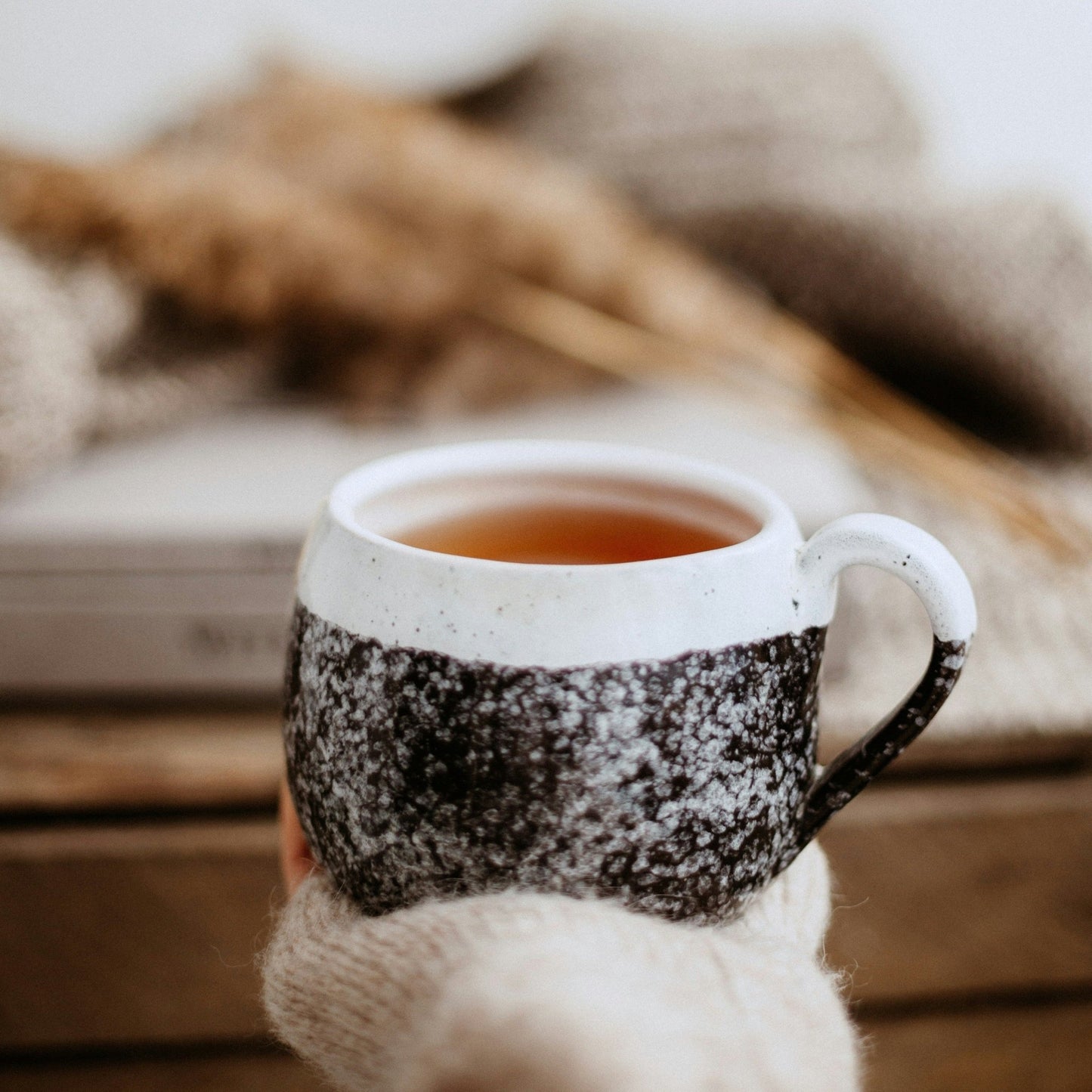 Organic digestive flow tea in a cup